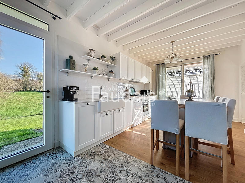 Maison - 88 m² - 4 pièces