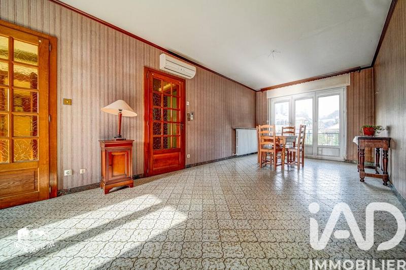 Maison - 111 m² - 7 pièces