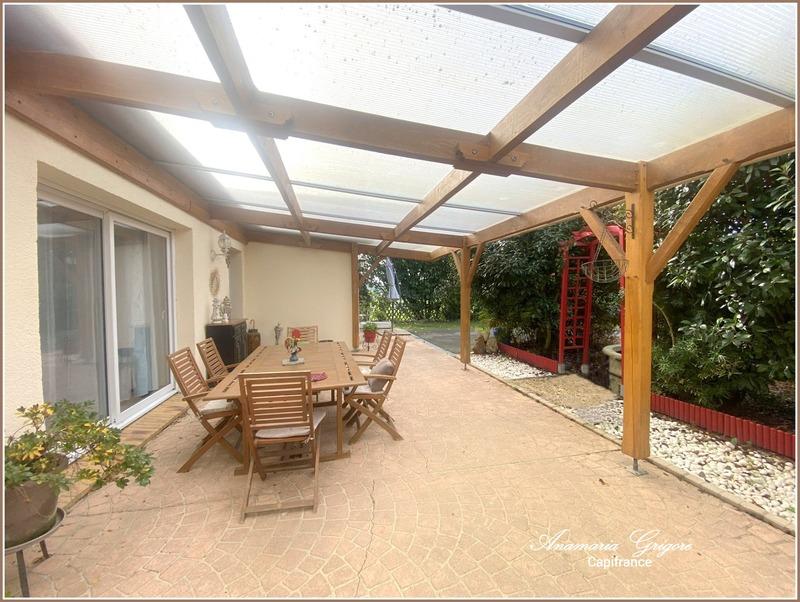 Maison - 180 m² - 6 pièces