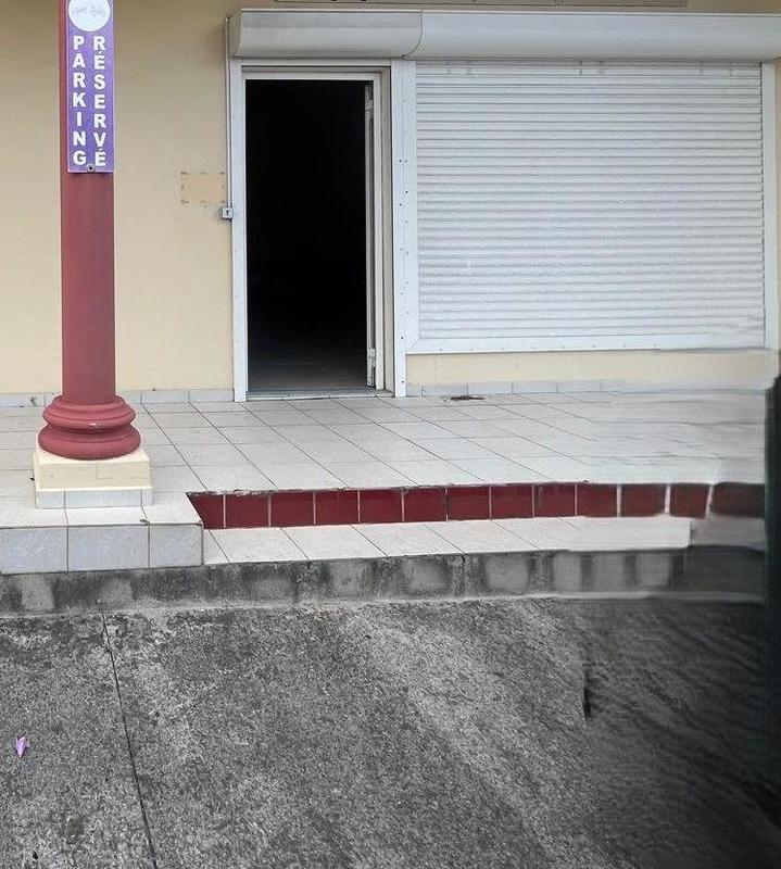 Local commercial - 90 m²