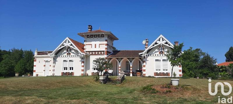 Maison - 200 m² - 9 pièces