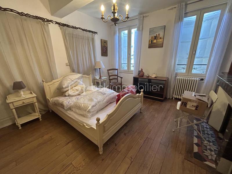 Immeuble - 353 m² - 6 pièces