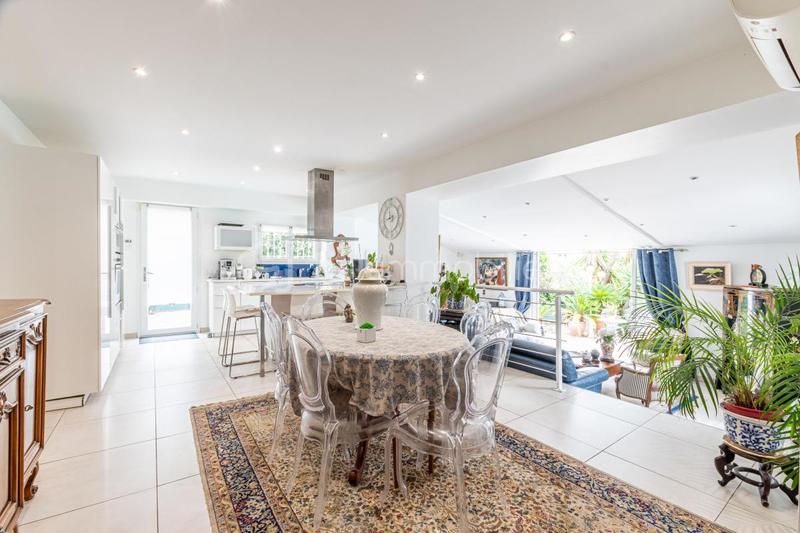 Villa - 90 m² - 3 pièces