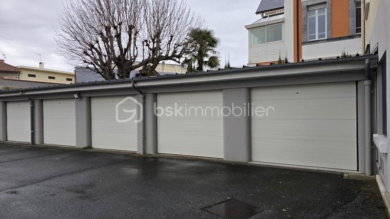 Appartement - 96 m² - 4 pièces