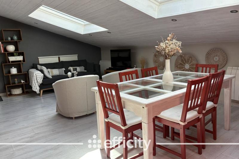 Appartement - 82 m² - 4 pièces