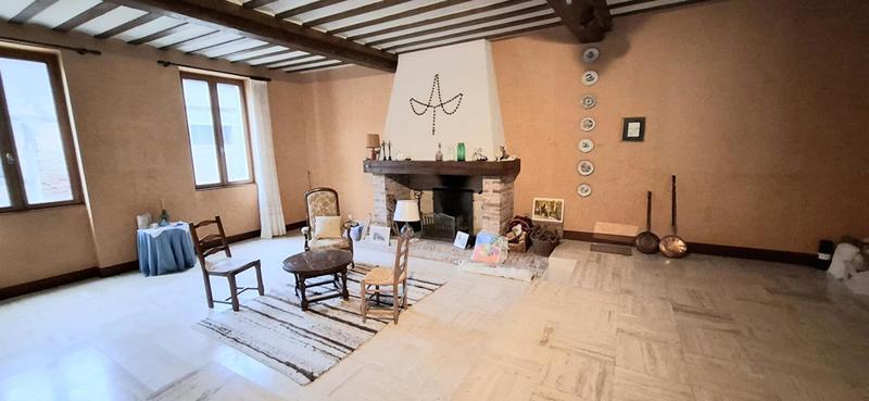 Maison - 185 m² - 7 pièces