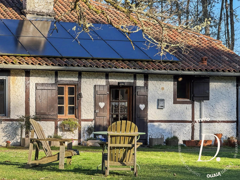 Maison ancienne - 250 m² - 9 pièces