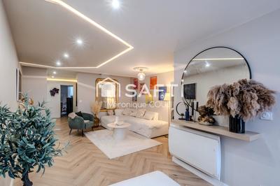 Appartement - 82 m² - 4 pièces