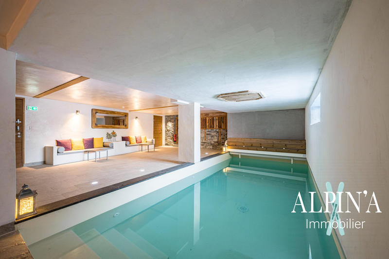 Châlet - 414 m² - 9 pièces