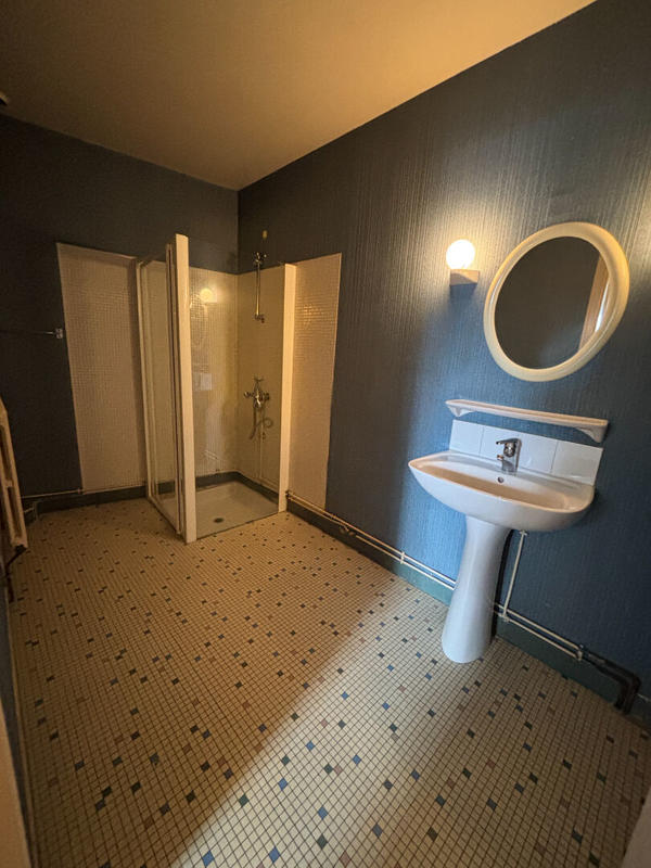 Immeuble - 6 pièces