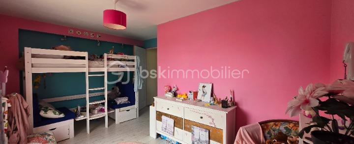 Maison - 182 m² - 8 pièces