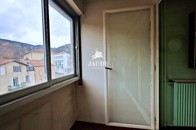 Appartement - 90 m² - 4 pièces