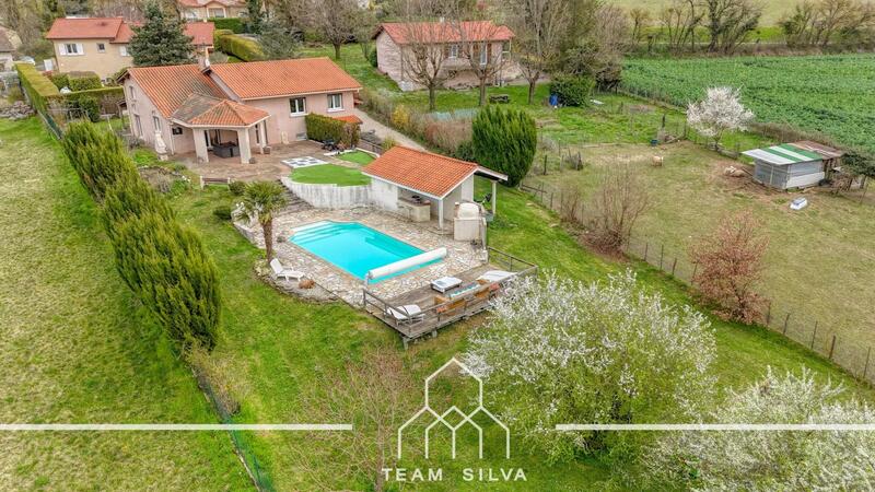 Maison - 200 m² - 5 pièces