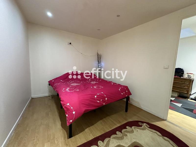 Maison - 93 m² - 5 pièces