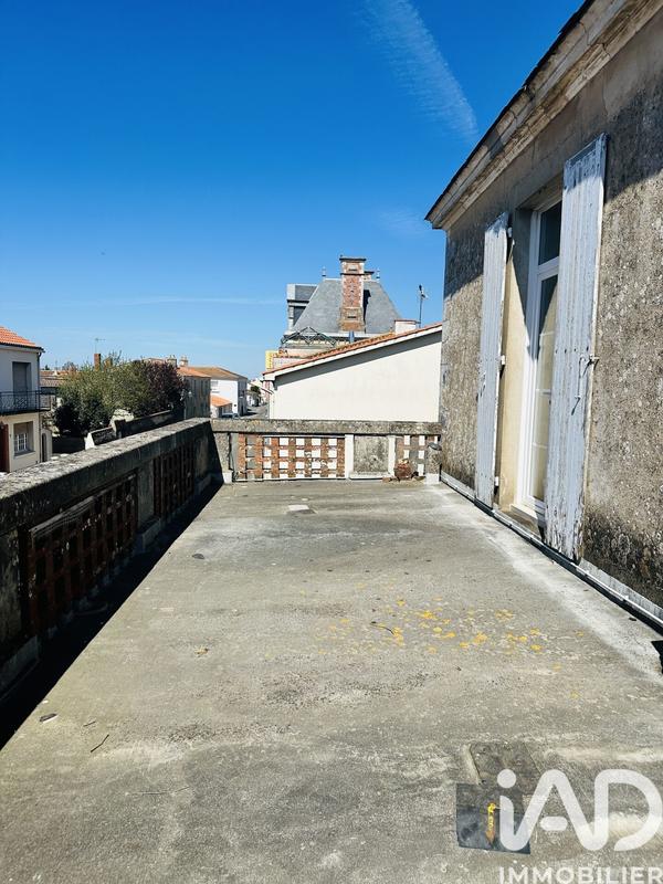 Maison de ville - 261 m² - 6 pièces