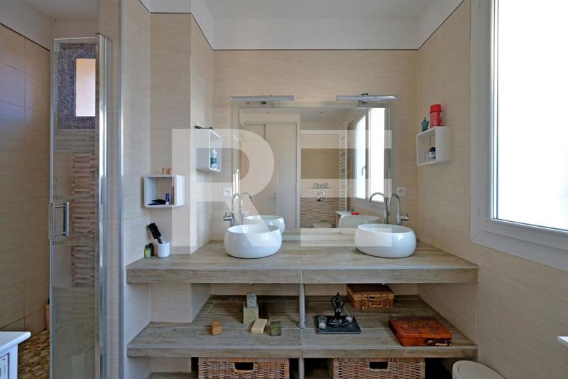 Maison - 144 m² - 5 pièces