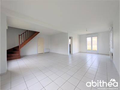 Maison - 110 m² - 4 pièces