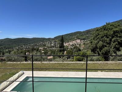 Villa - 210 m² - 5 pièces