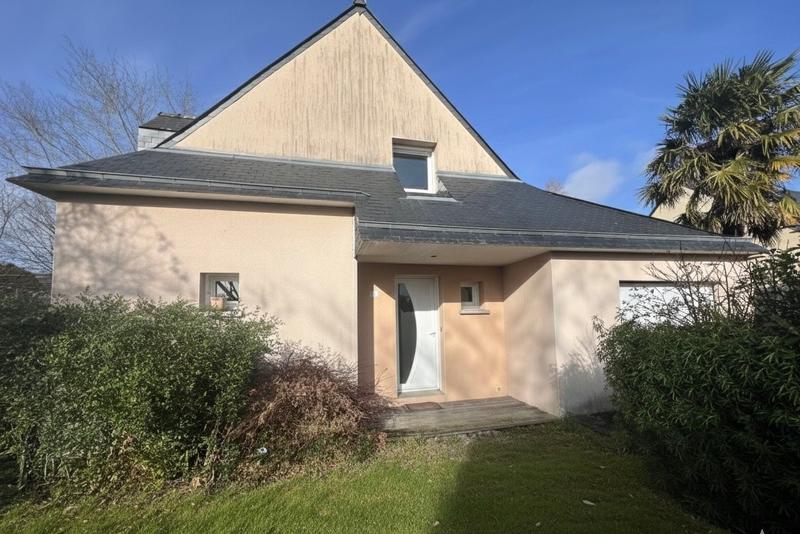 Maison - 102 m² - 5 pièces