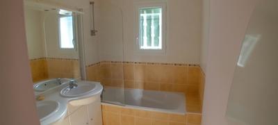 Maison - 88 m² - 5 pièces