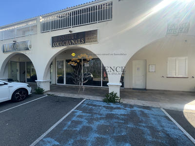 Local commercial - 66 m²