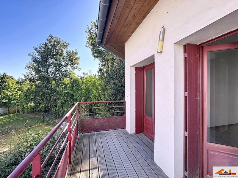 Appartement - 102 m² - 3 pièces