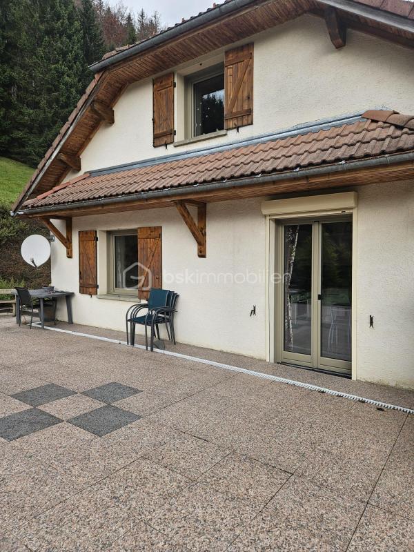 Maison traditionnelle - 117 m² - 5 pièces