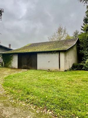 Grange - 200 m² - 1 pièce