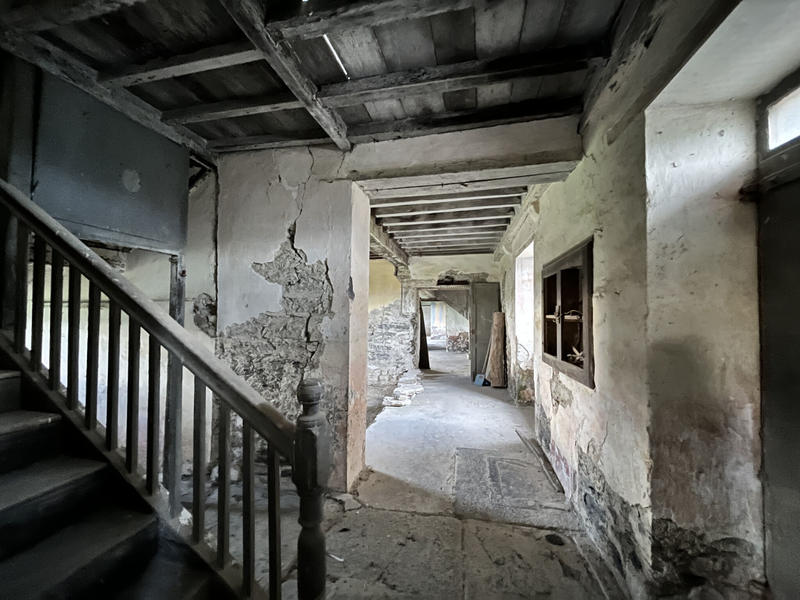 Maison - 400 m² - 11 pièces