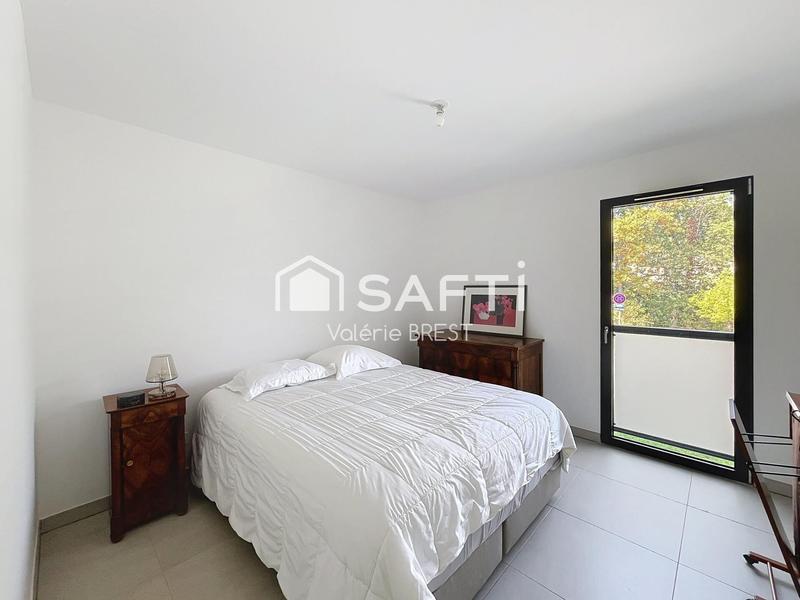 Appartement - 100 m² - 4 pièces