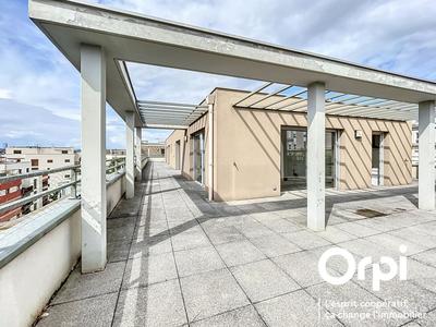 Appartement - 109 m² - 5 pièces