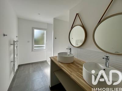 Maison - 108 m² - 4 pièces