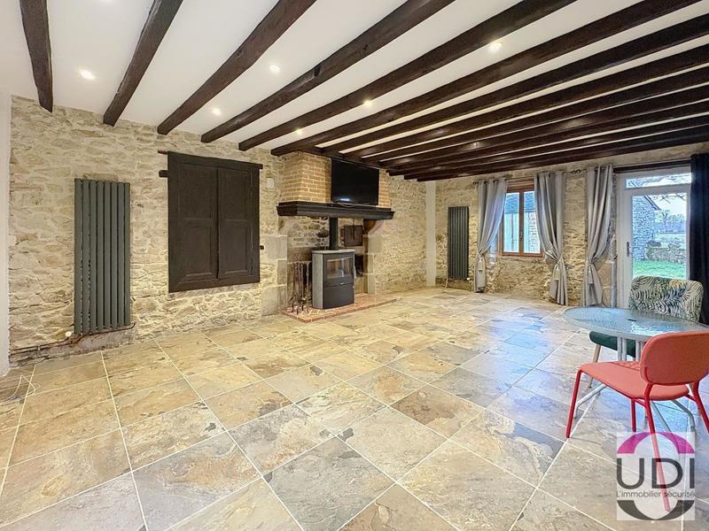 Maison - 196 m² - 7 pièces