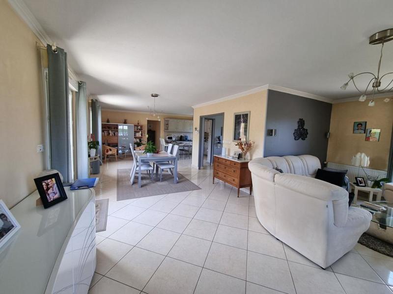 Maison - 145 m² - 7 pièces