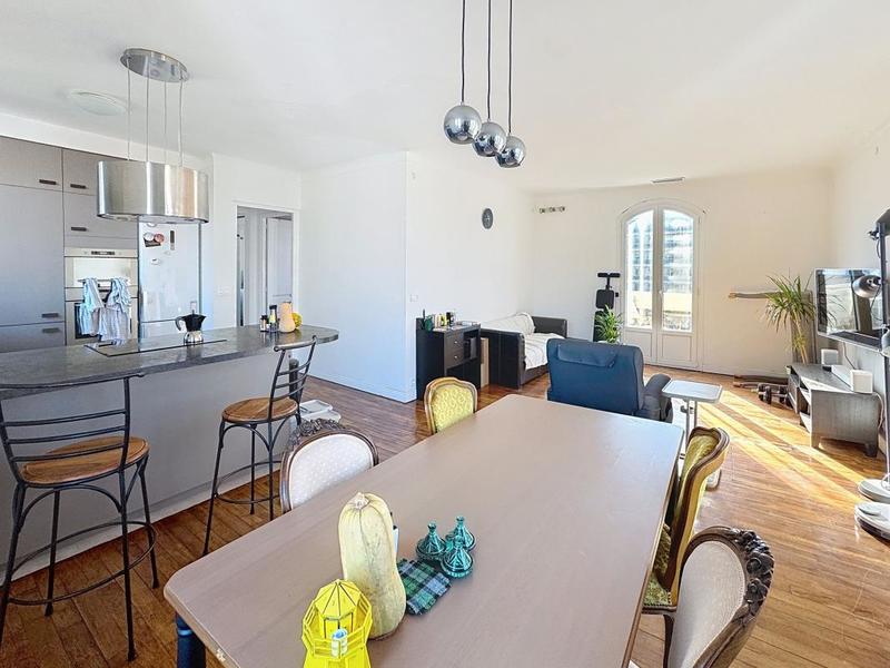 Appartement - 72 m² - 3 pièces