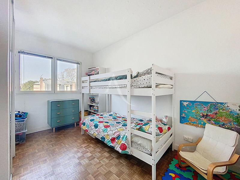 Appartement - 82 m² - 4 pièces