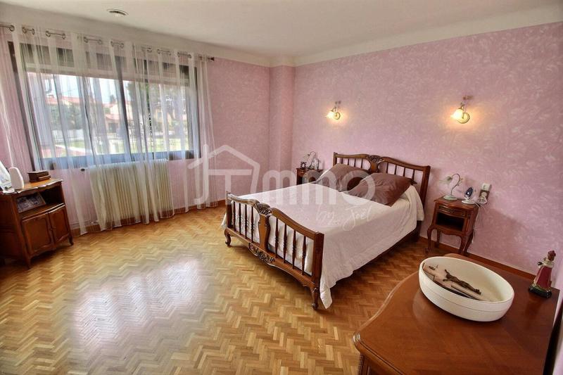 Maison de ville - 180 m² - 6 pièces