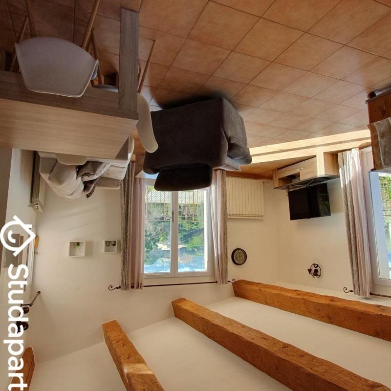 Chambre - 13 m² - 1 pièce