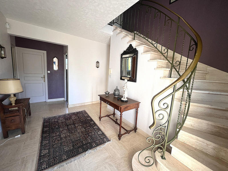 Maison - 152 m² - 7 pièces