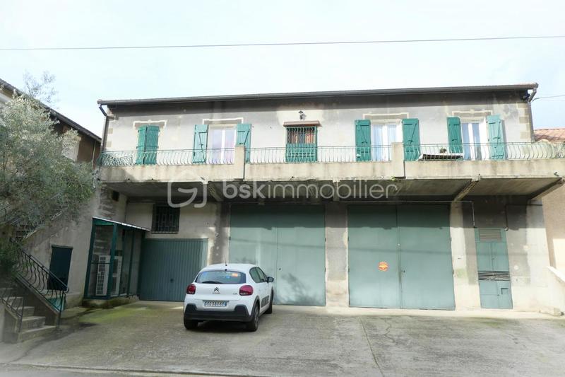 Maison traditionnelle - 119 m² - 6 pièces