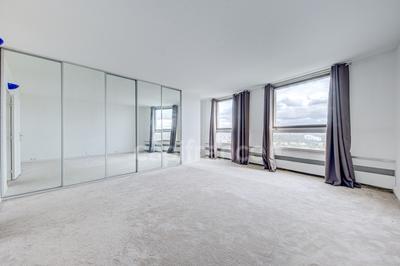 Appartement - 156 m² - 6 pièces