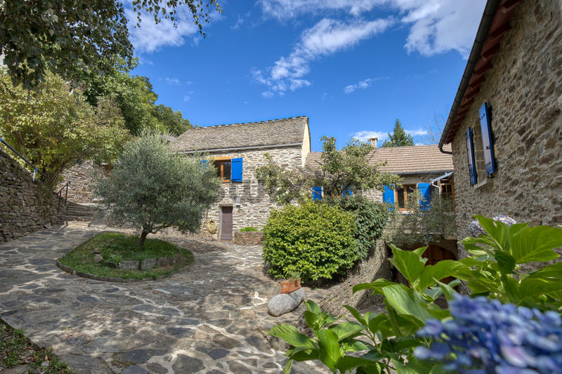 Mas - 128 m² - 5 pièces