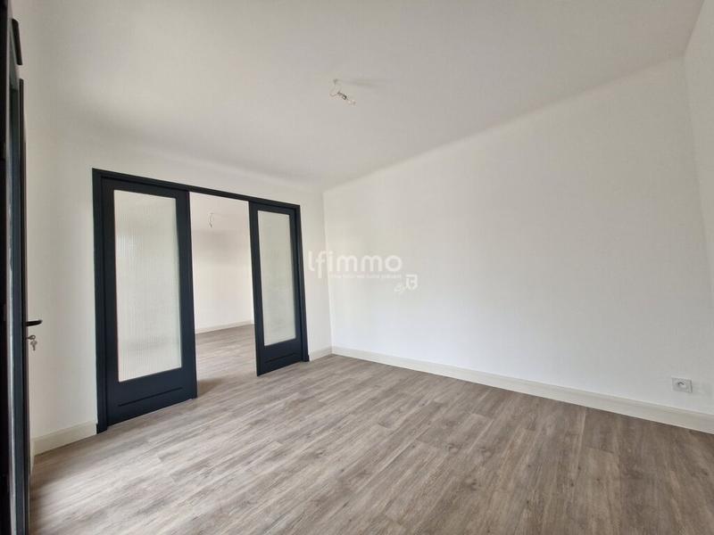 Maison - 115 m² - 4 pièces