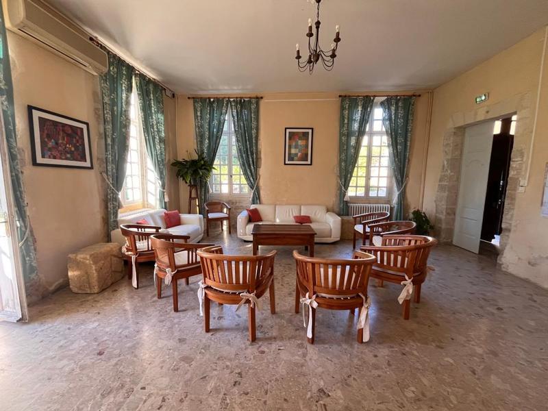 Maison de maîtres - 900 m² - 19 pièces