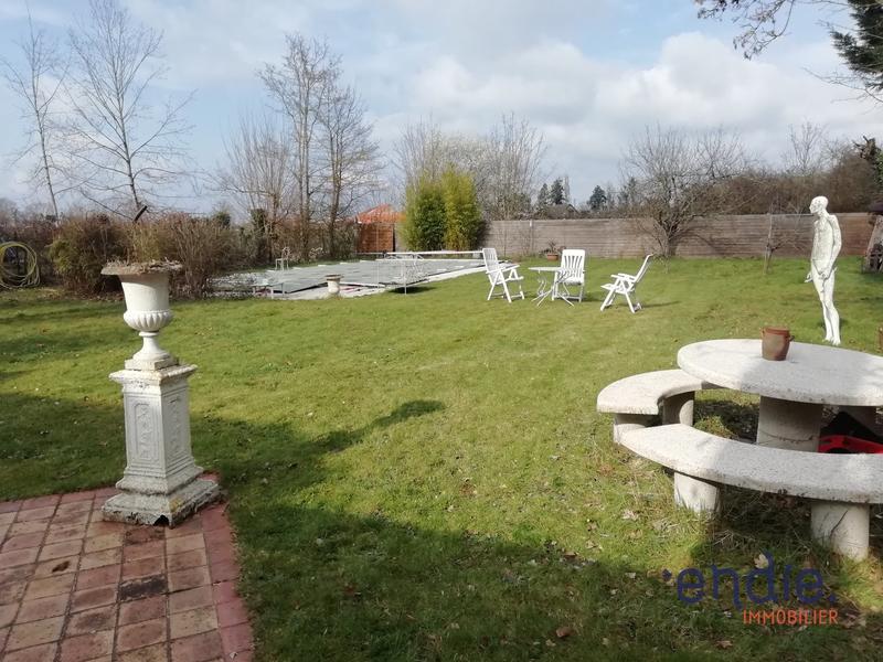 Maison - 212 m² - 7 pièces