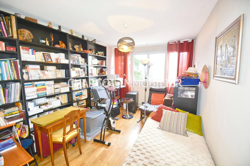 Appartement - 103 m² - 5 pièces