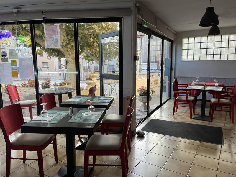 Propriété - 400 m² - 16 pièces