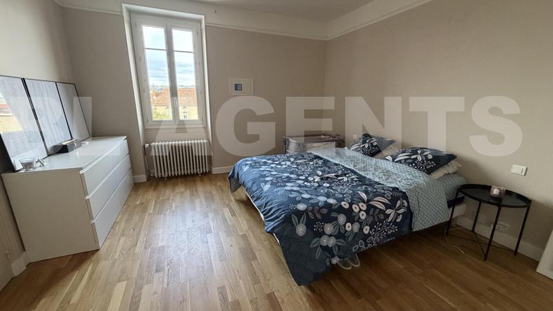 Maison de ville - 139 m² - 6 pièces