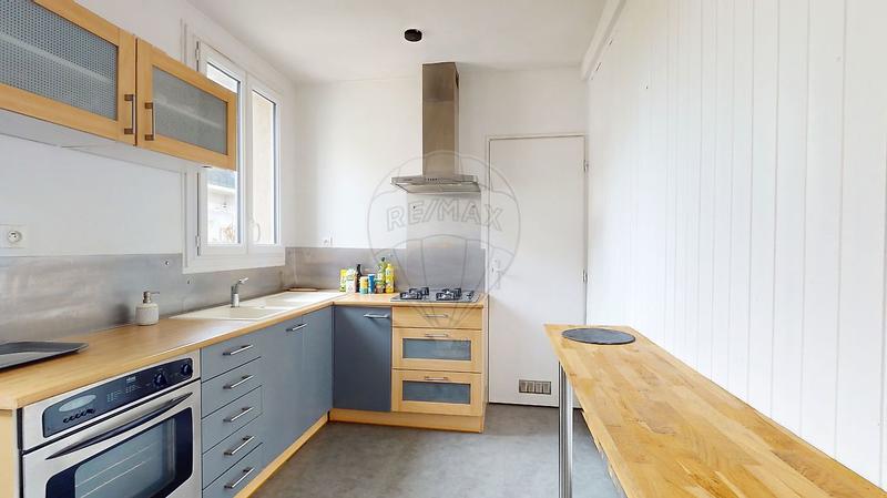 Appartement - 100 m² - 3 pièces