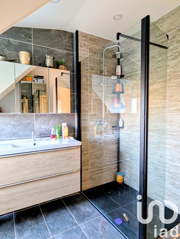 Maison - 108 m² - 5 pièces